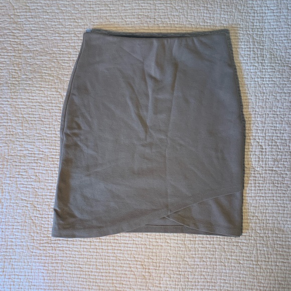 Aritzia Sunday Best Body-con Beige Skirt - Picture 1 of 3